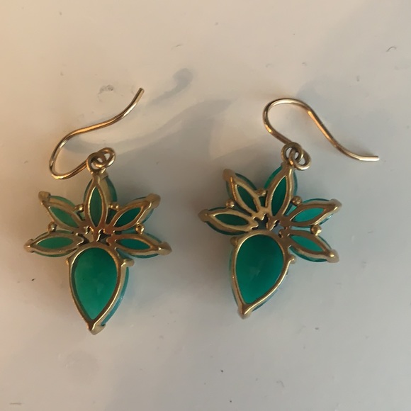 Beautiful emerald earrings! - Picture 2 of 2